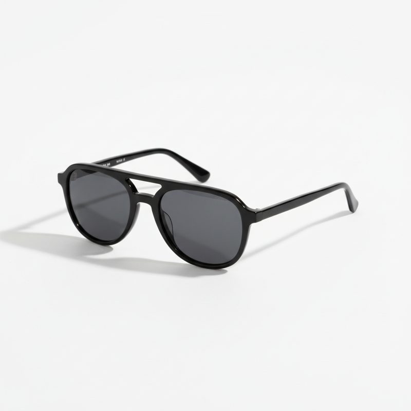 Black Classic Navigator Frame Sunglasses